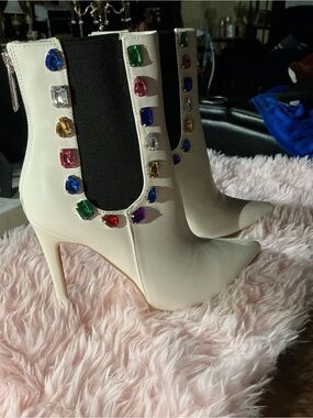 Cape Robbin -White Jeweled Pointed-Toe Stiletto Ankle Boots
